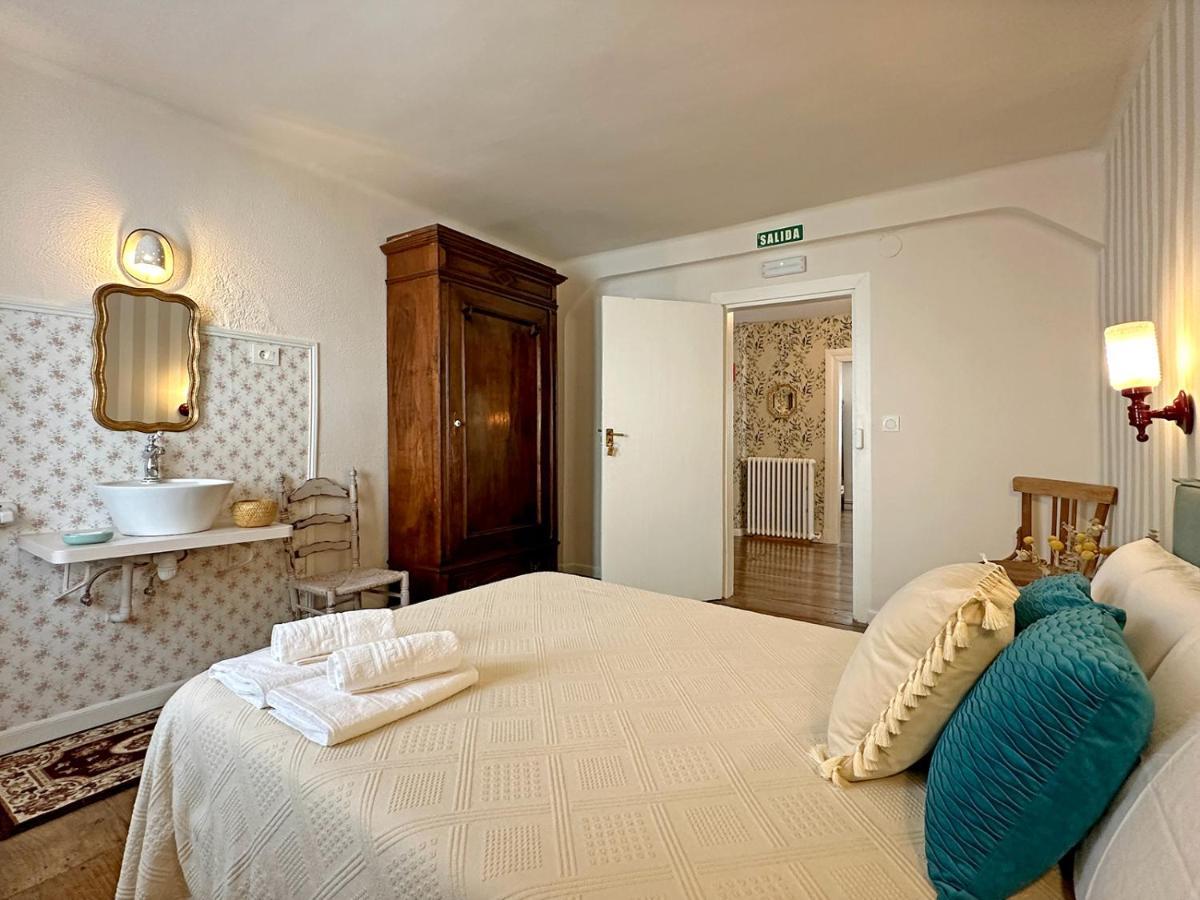 Etxeale Hotel Valcarlos Ngoại thất bức ảnh